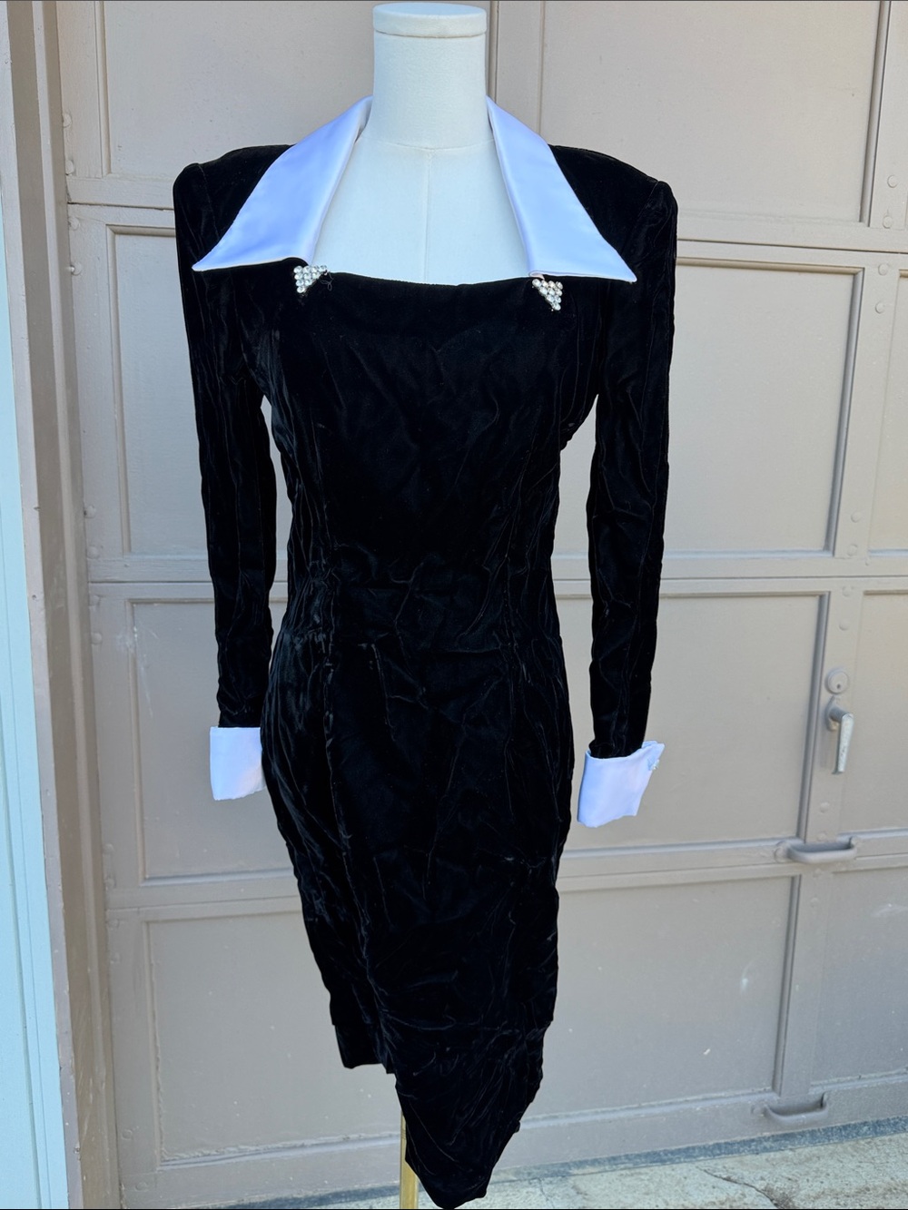 Lisa Michaels Black Velvet Long-Sleeve Dress with White Collar & Cuff Accents